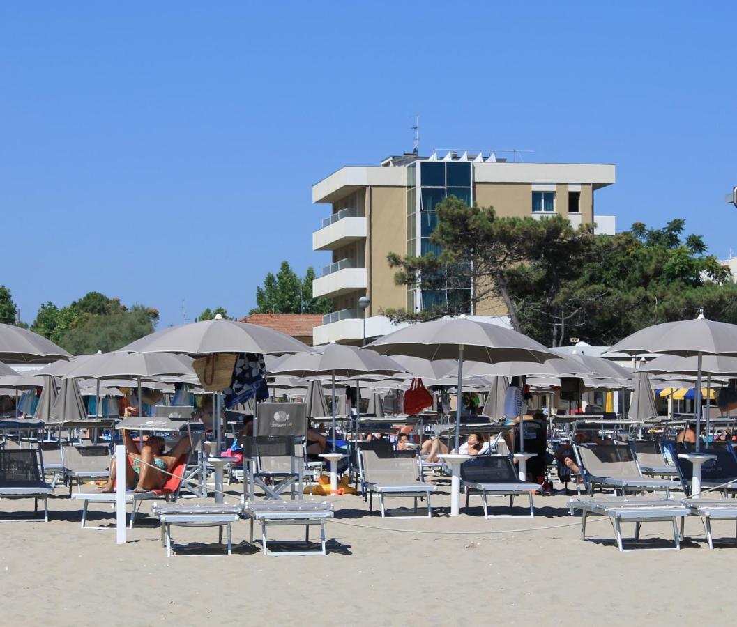 Hotel Astor B&B Lido di Classe Exterior foto